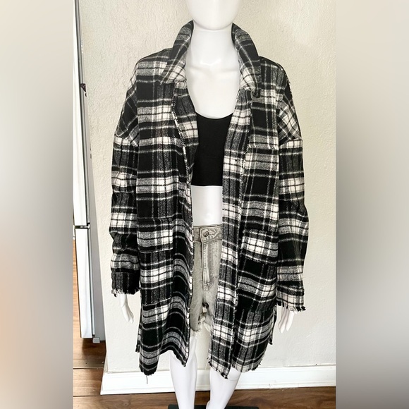 Fashion Nova Tops - Black and White Plaid Shirt/Jacket